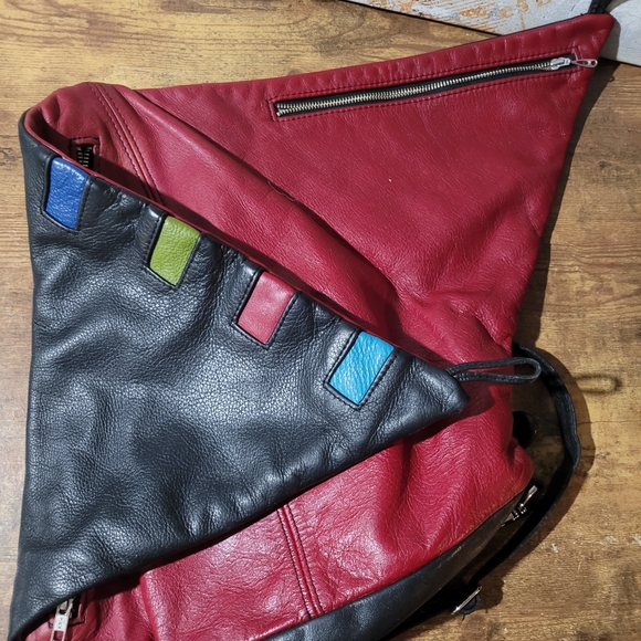 Buttery Soft Colorful Leather Convertible Crossbody, Shoulder, Backpack. - Picture 14 of 16